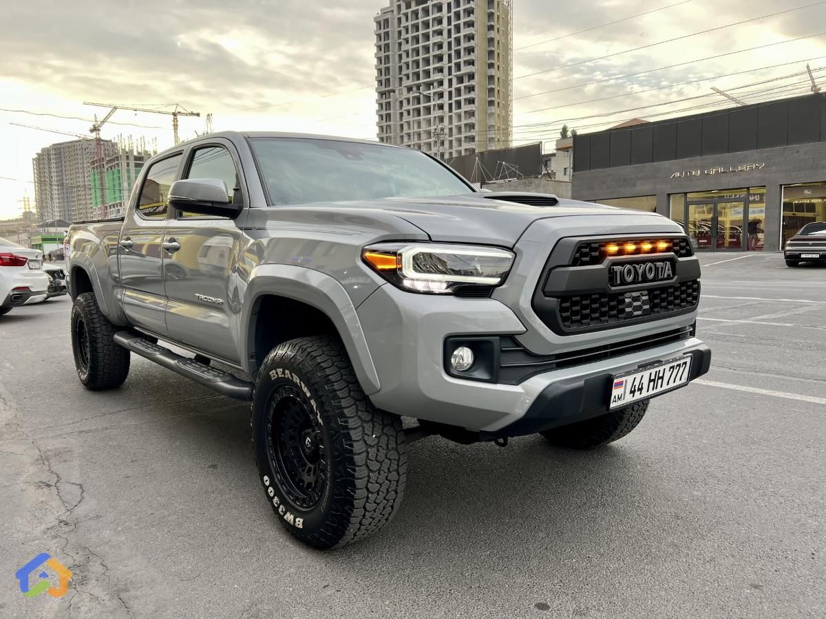Toyota - image 1