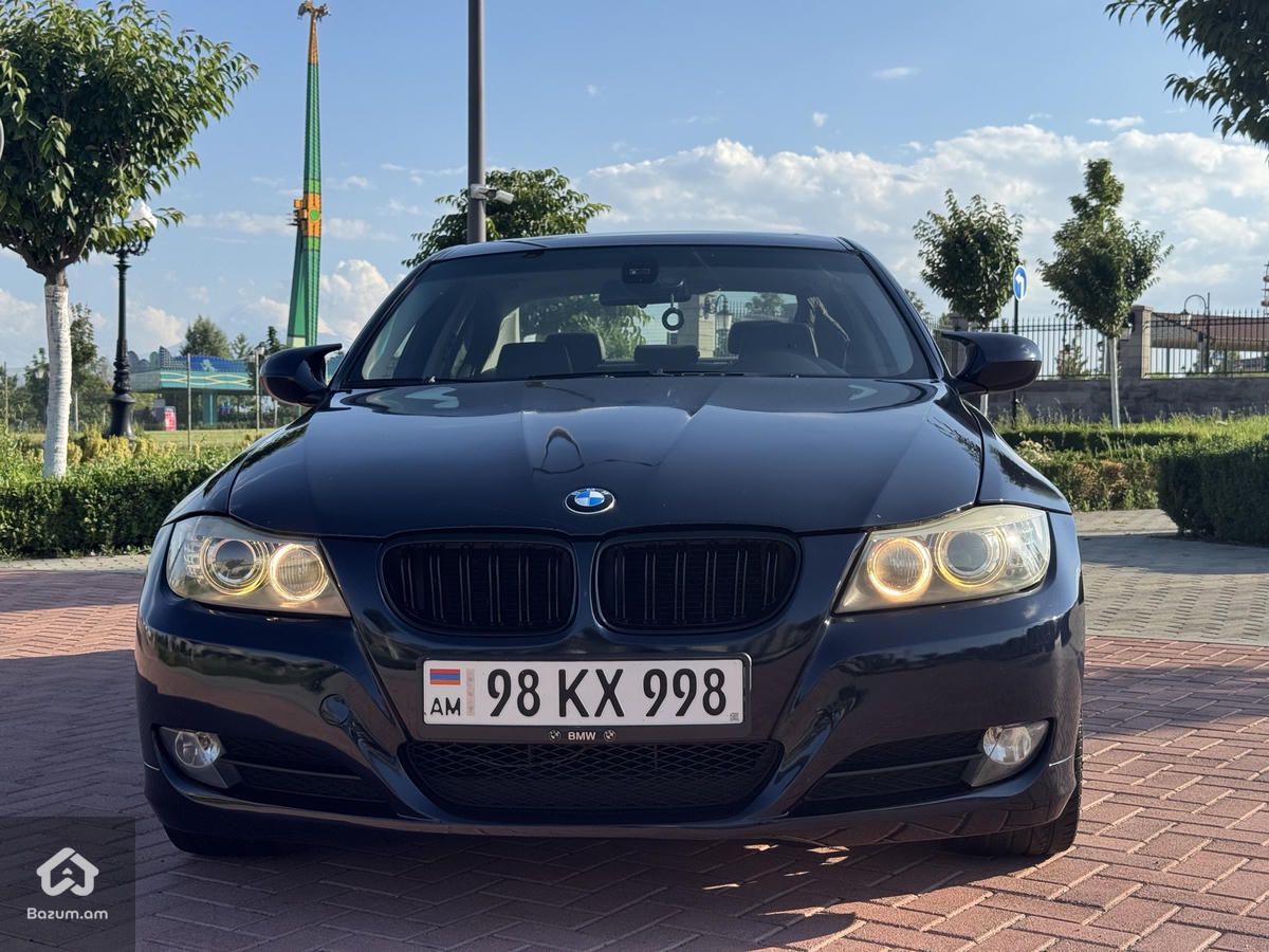 BMW 328i - image 1
