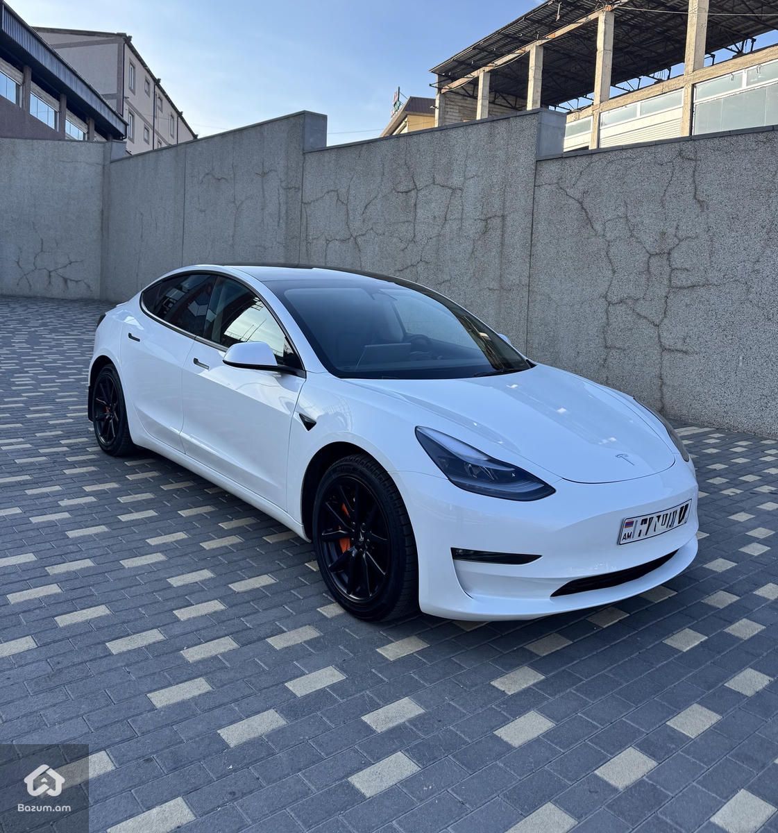 Tesla model 3 2023 - image 1