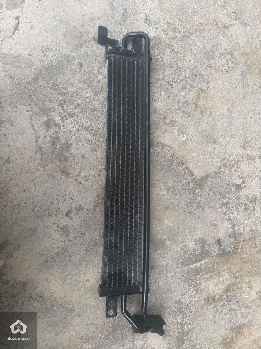 Jeep wrangler յուղի հովացման ռադիատոր օրիգինալ - image 1