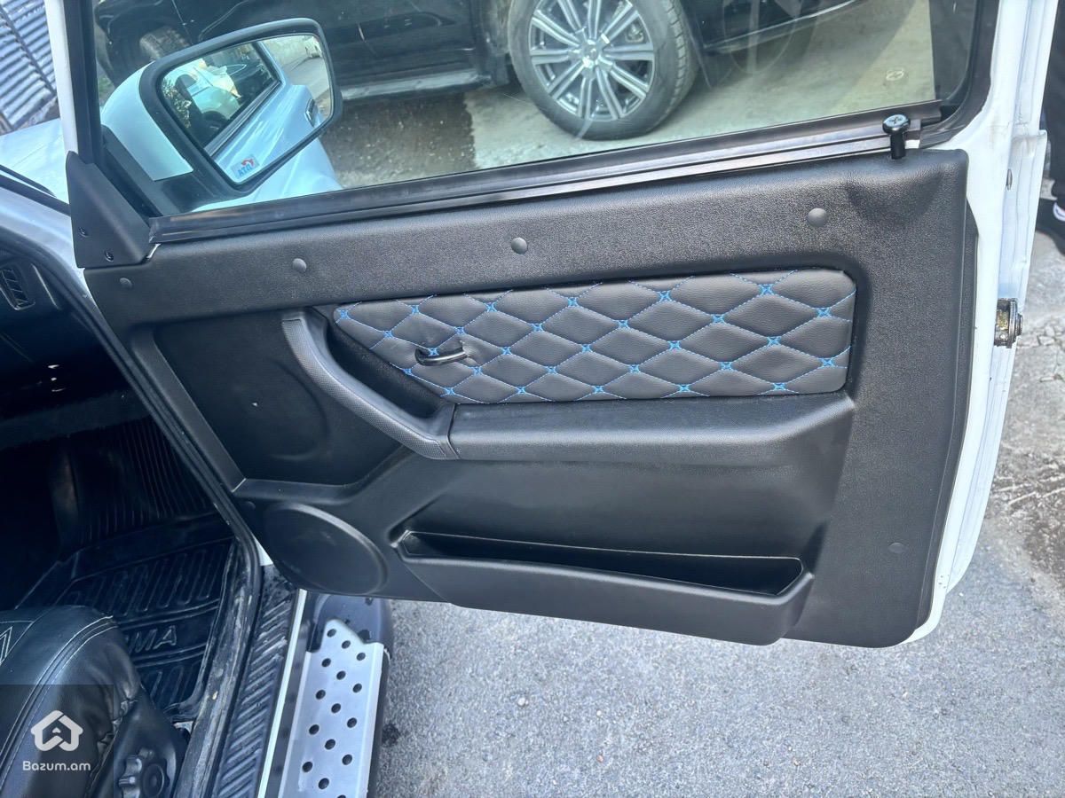 Lada Niva - image 11
