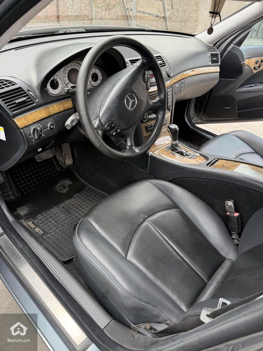 Mercedes W211 - image 6