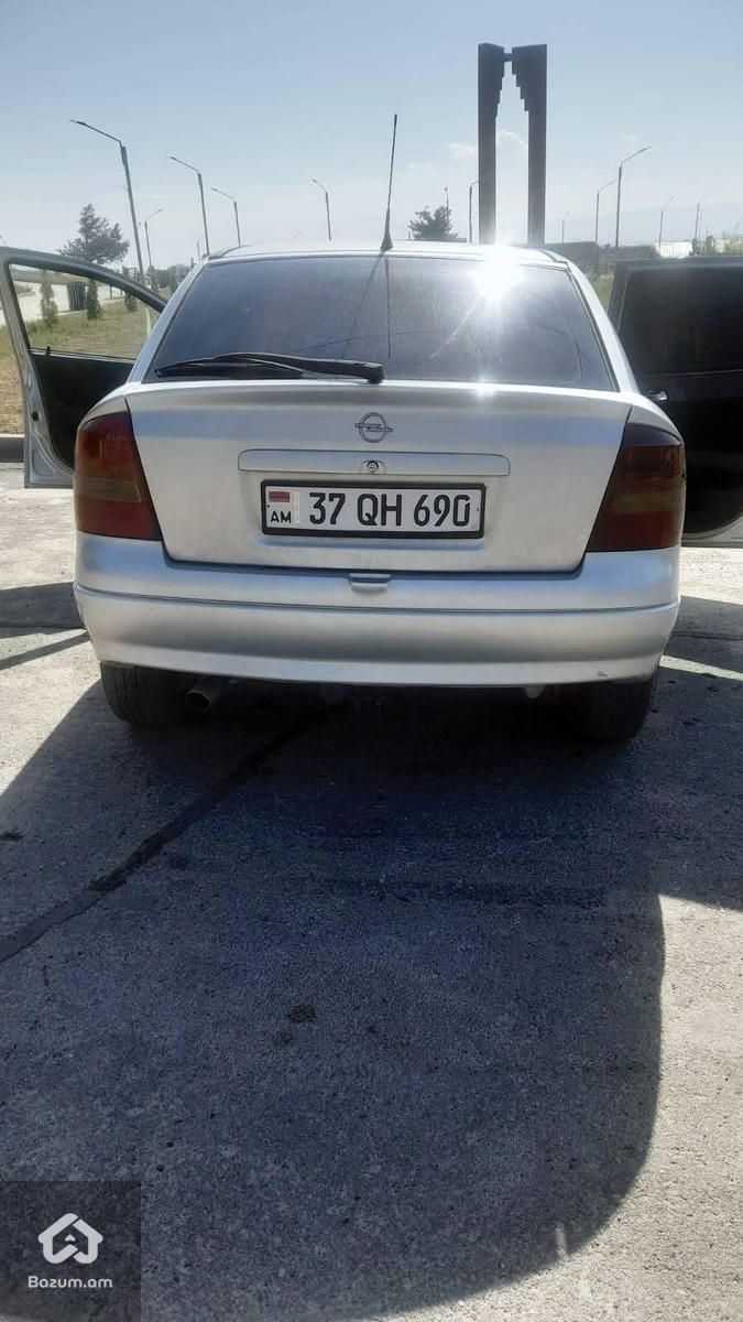 Opel Astra 1999 - image 3