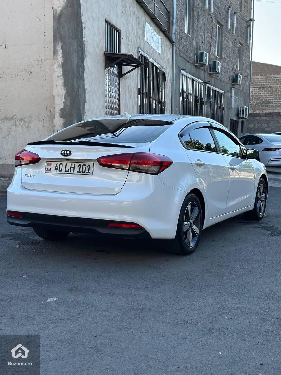KIA FORTE LX - image 2