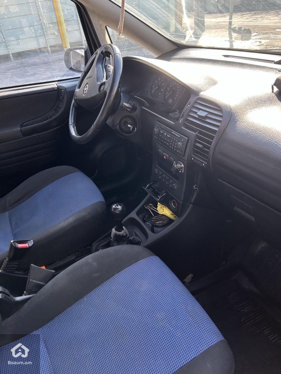 Opel Zafira 2005 - image 4