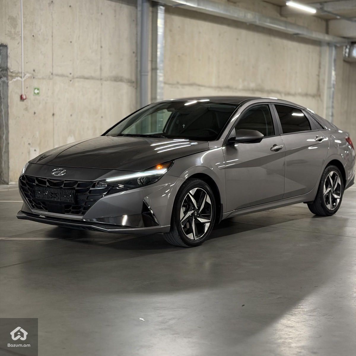 Hyundai Elantra 2023 - image 2