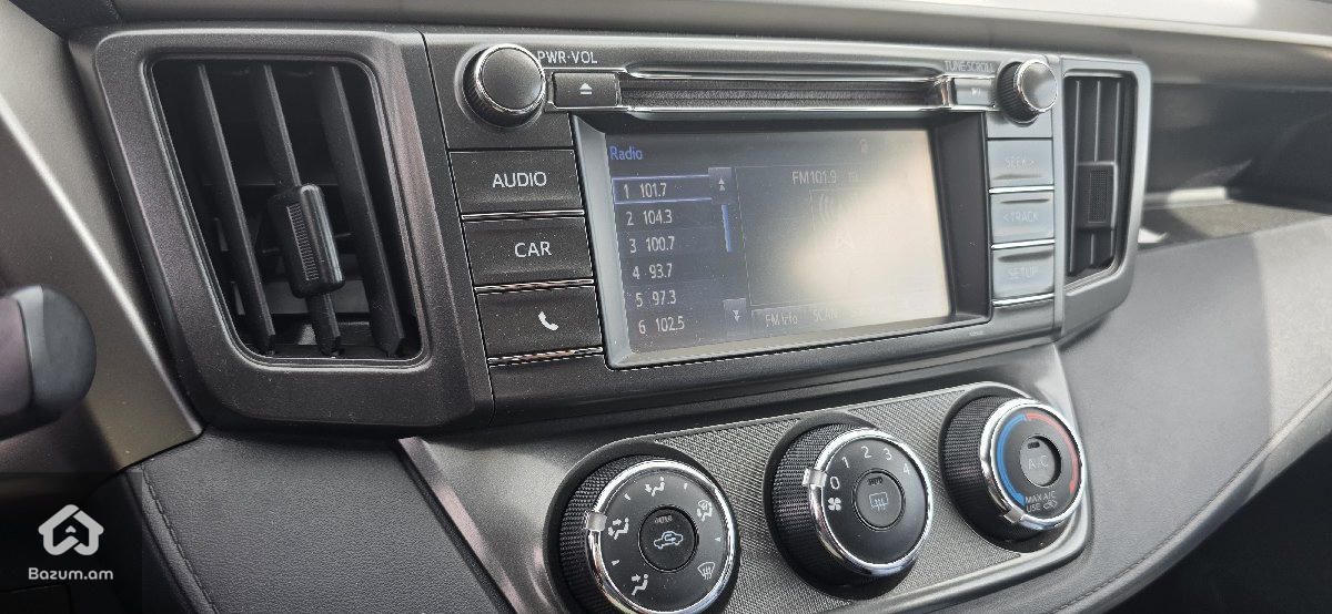 Toyota RAV 4 2014 - image 11