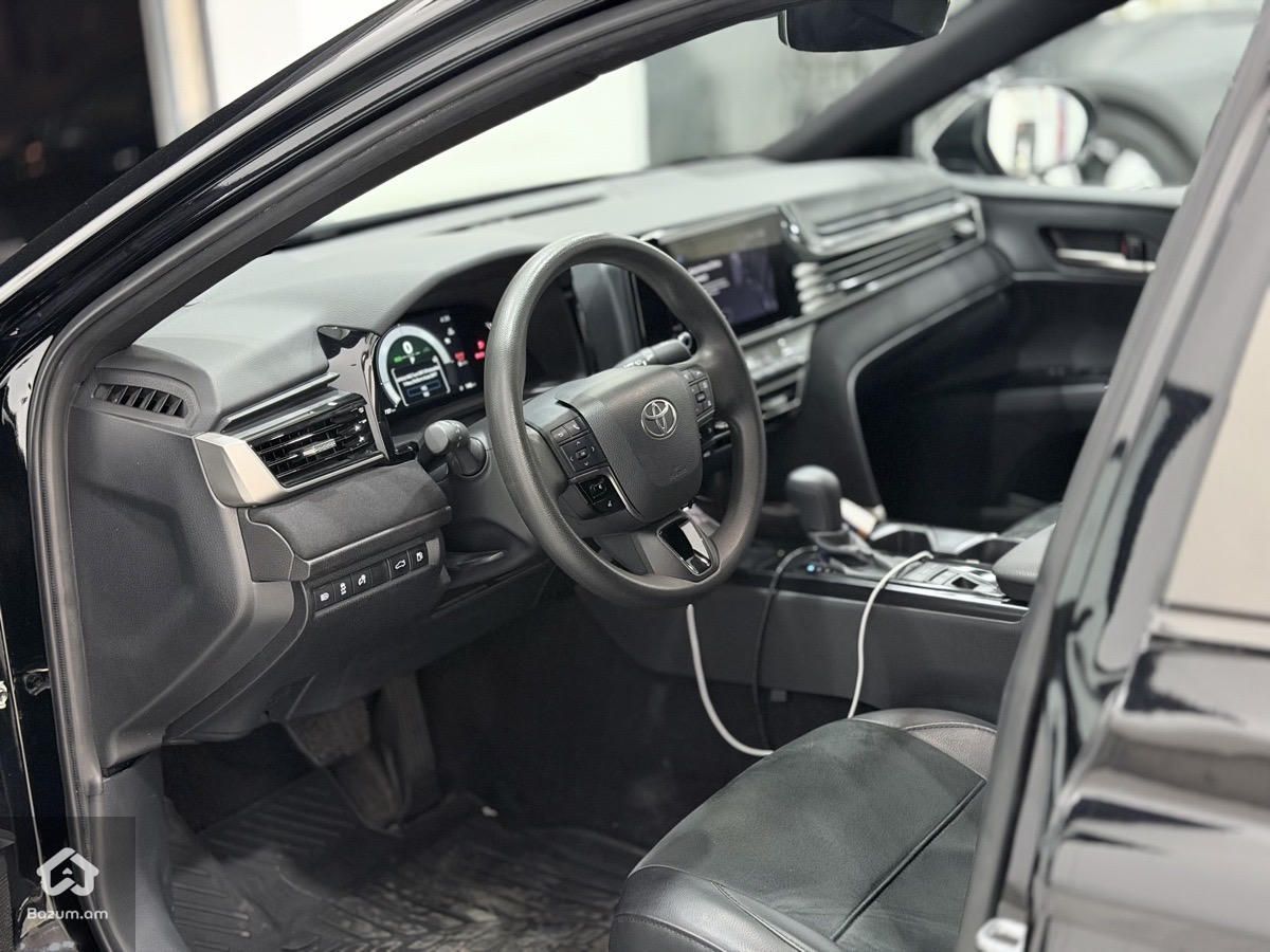 Toyota Camry 2025 - image 11