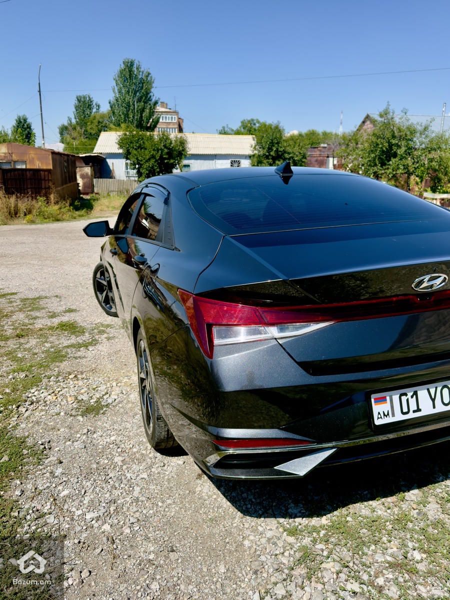 Hyundai Elantra 2023 - image 6