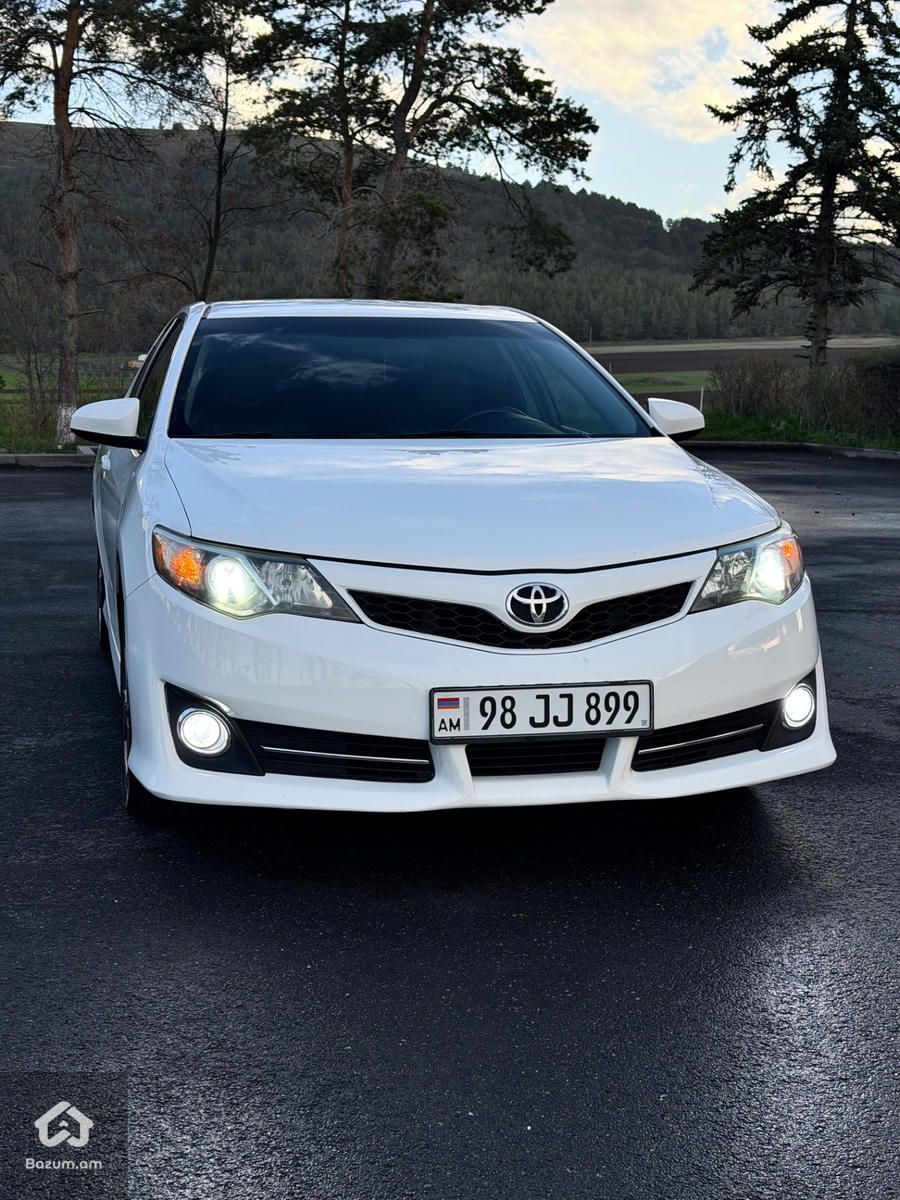Toyota camry se - image 1