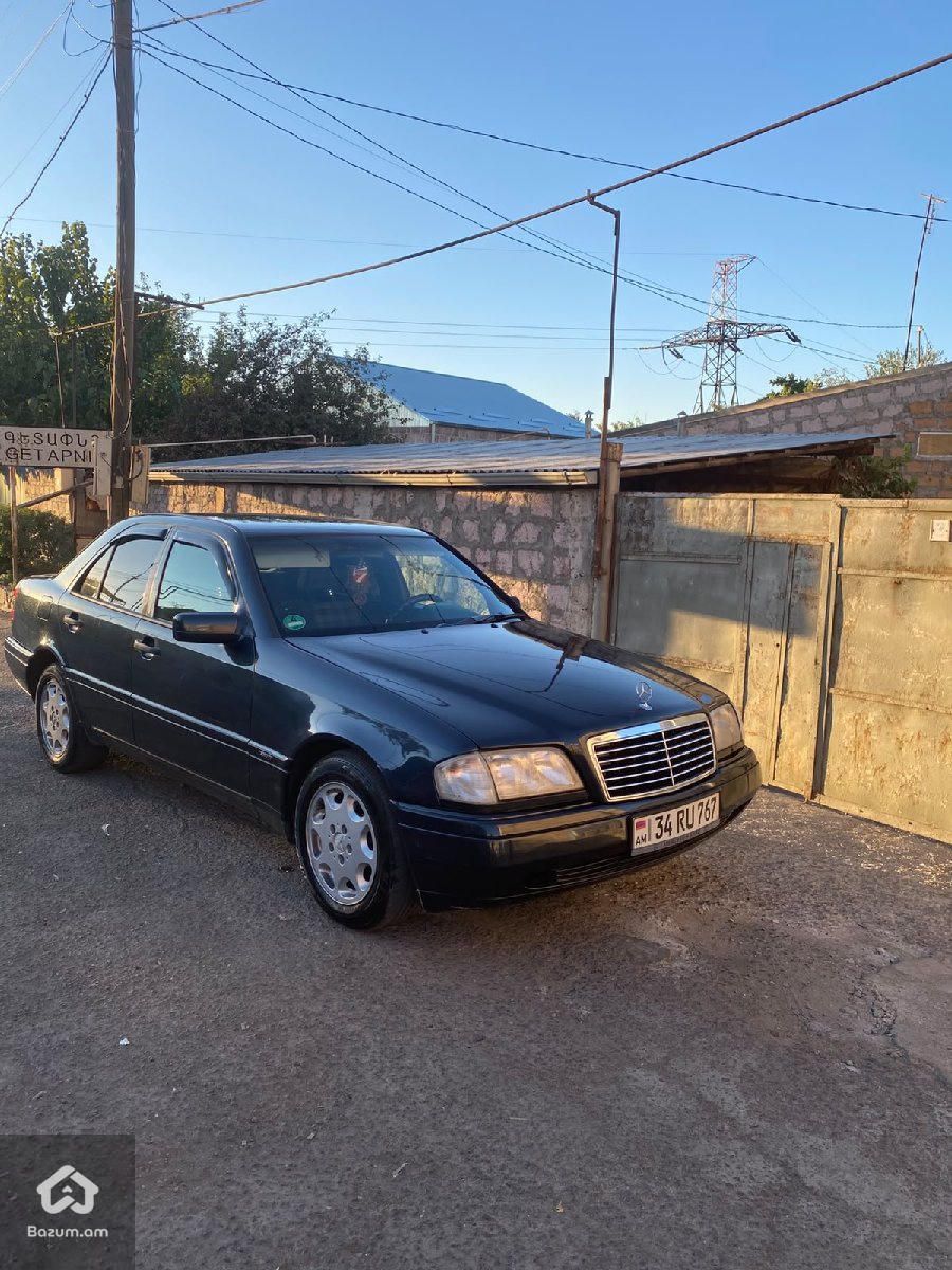 Mercedes-Benz 230 1996 - image 2