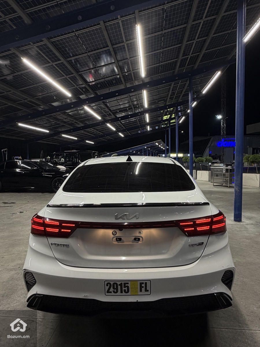 KIA FORTE GT LINE - image 5