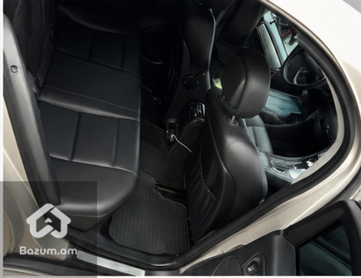 Mercedes-Benz C 230 2006 - image 2