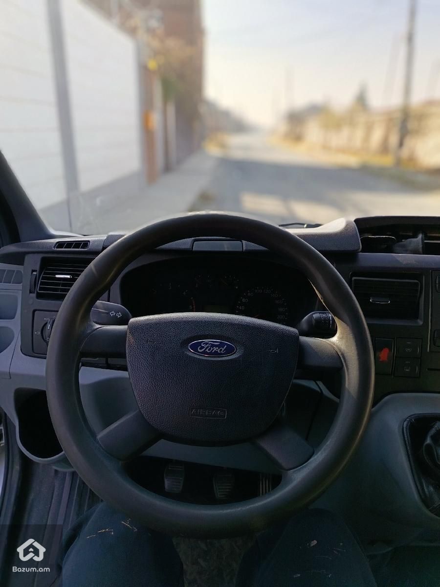 Ford transit  - image 8