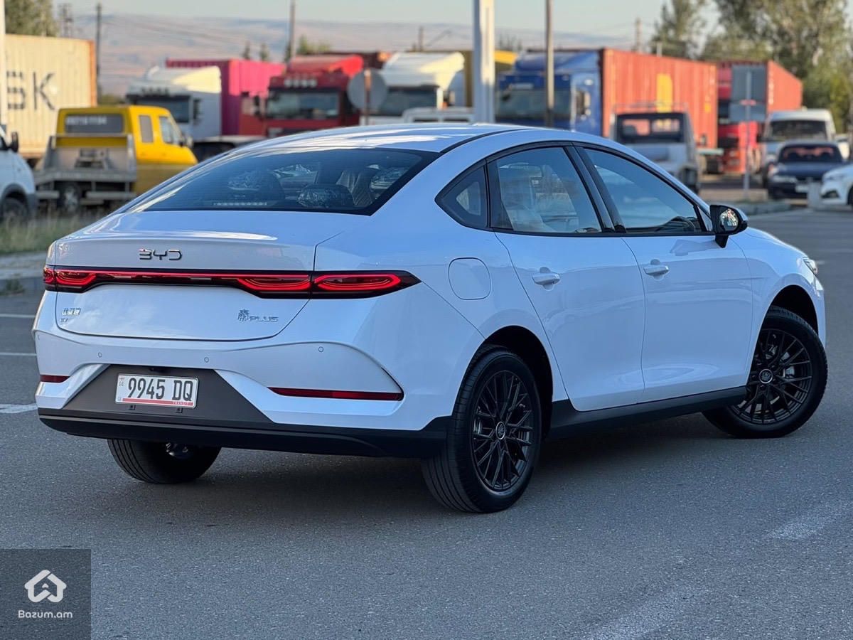 BYD Qin 2026 - image 8