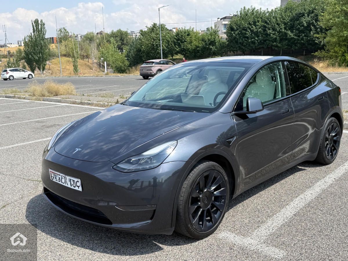 Tesla Model Y 2024 - image 2