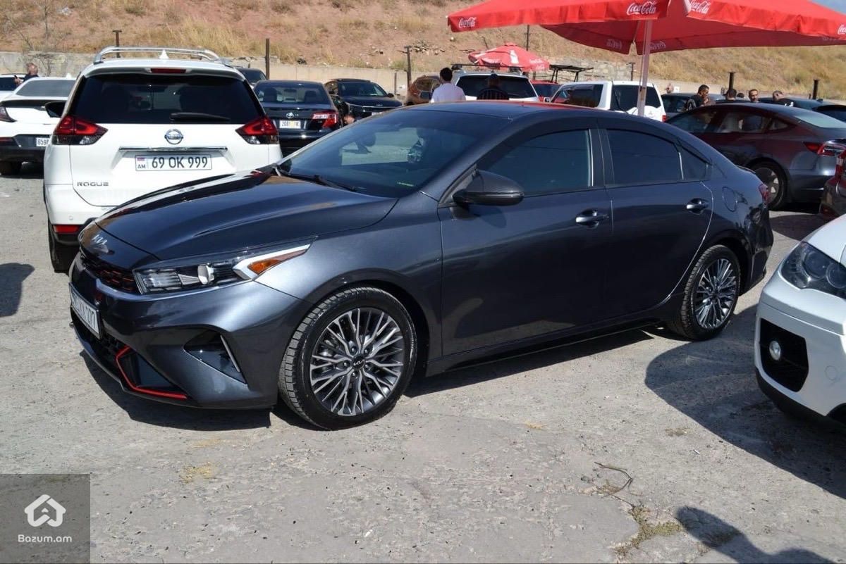 Kia Forte 2022 - image 3