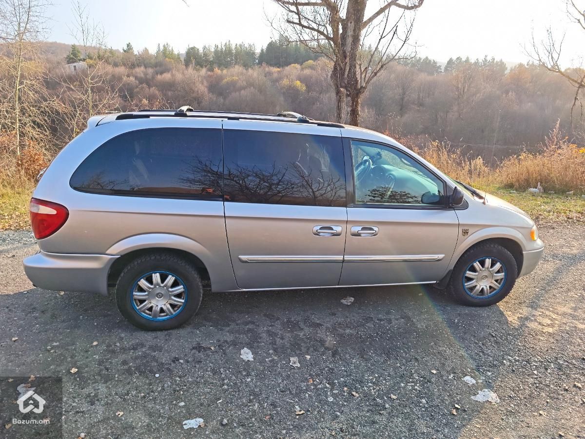Chrysler Town & Country 2005 Touring Stow'n'go - image 3