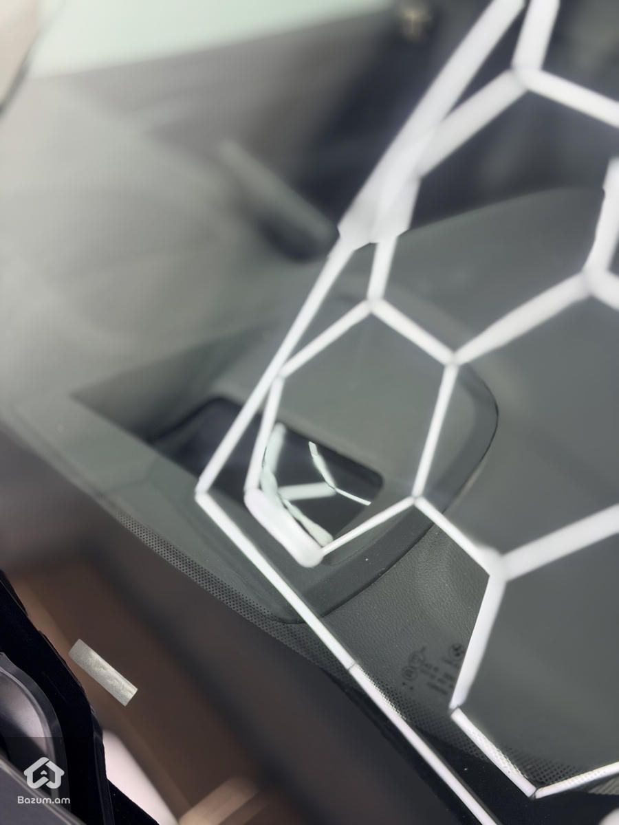 BMW X5 - image 10