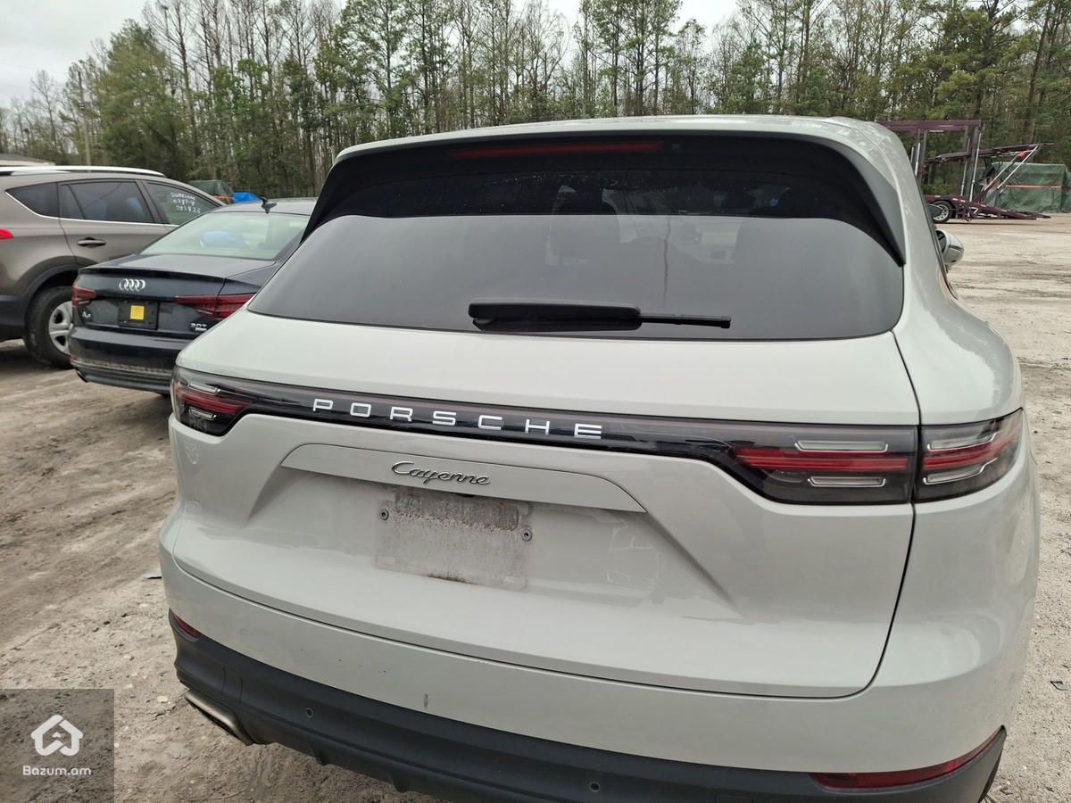Porsche Cayenne 2023 - image 6