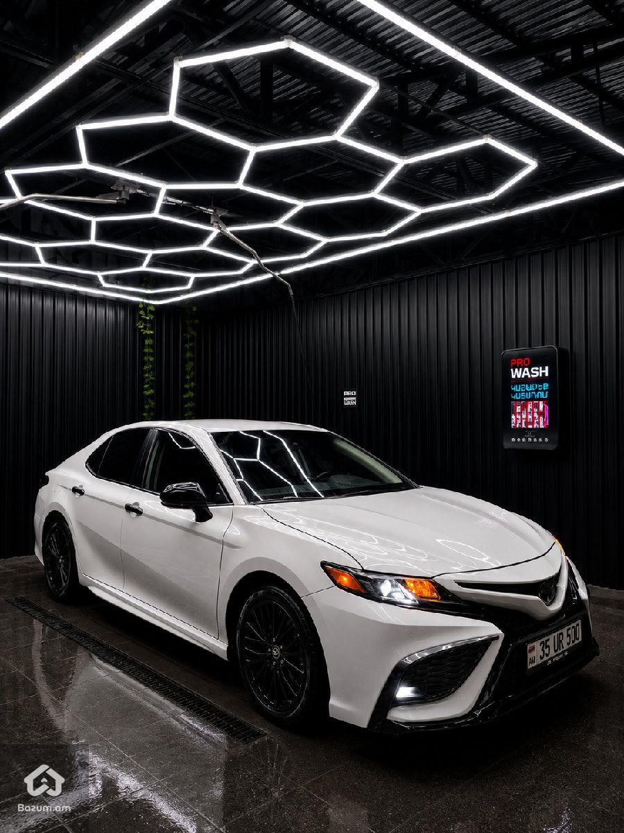 TOYOTA CAMRY V70 SE - image 16