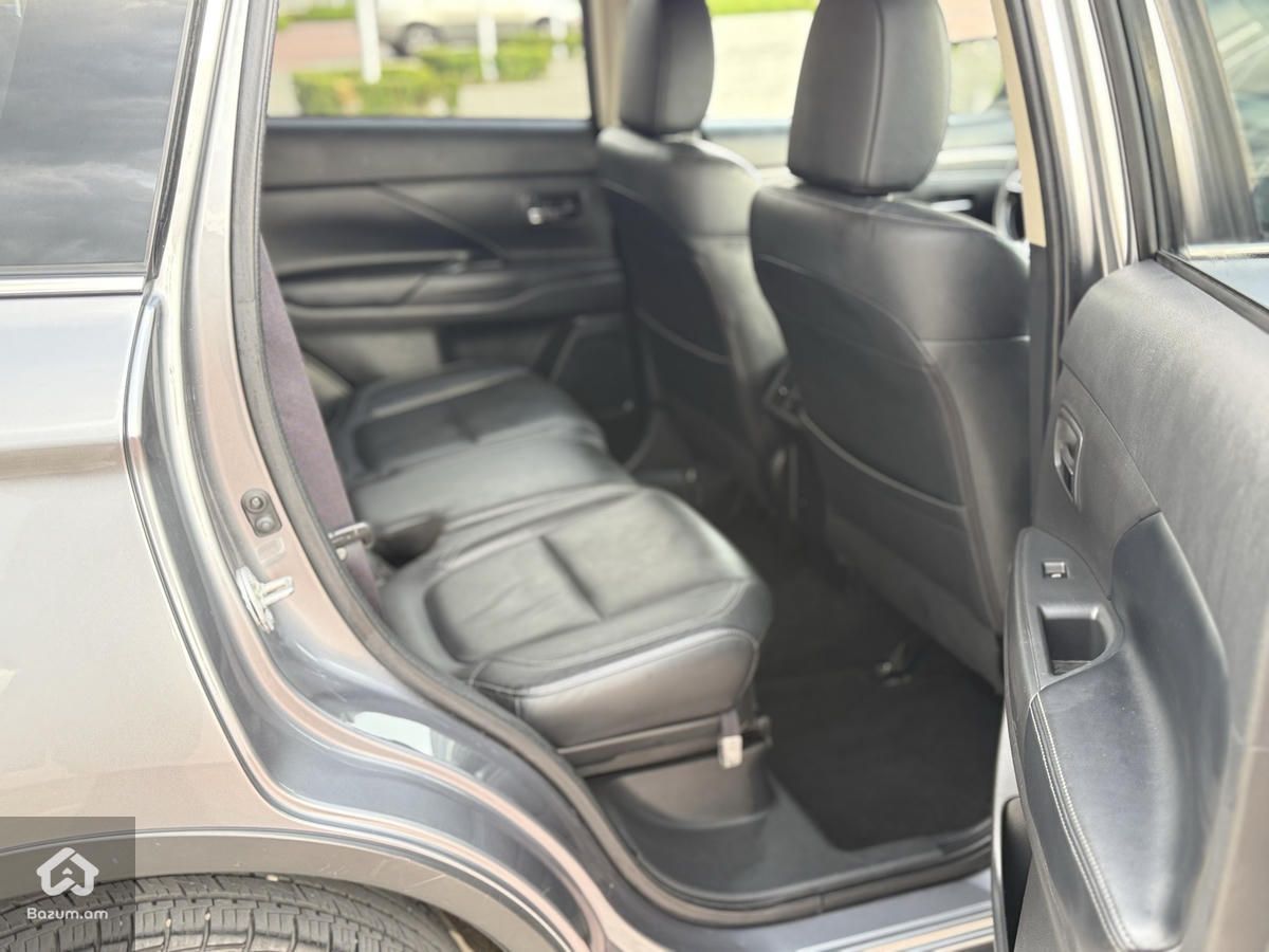 Mitsubishi Outlander Gaz  - image 14