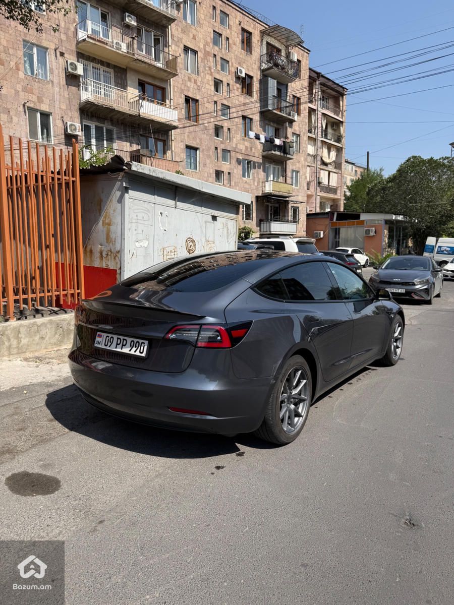 Tesla Model 3 2023 - image 3