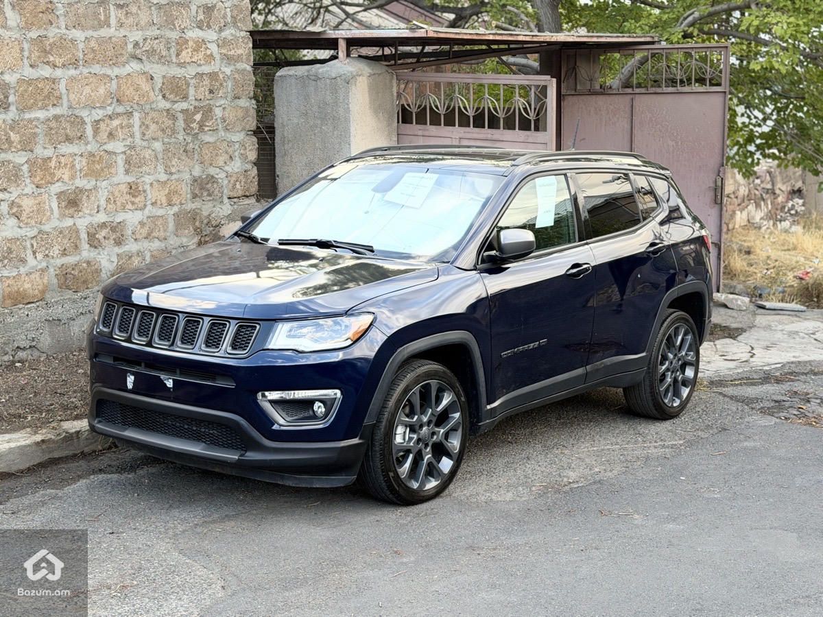 Jeep Compass Aniversary - image 3
