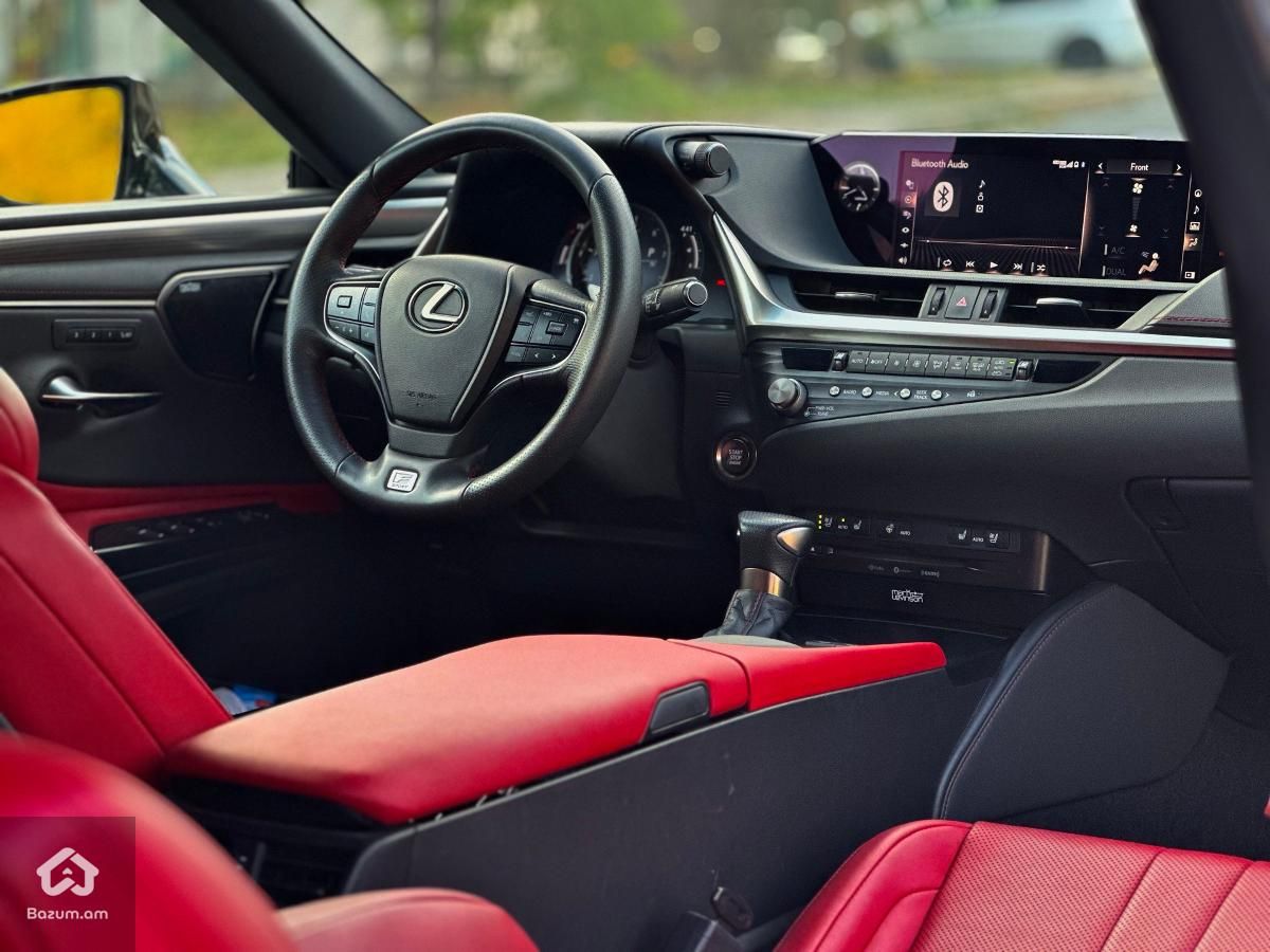 Lexus ES F-Sport - image 7