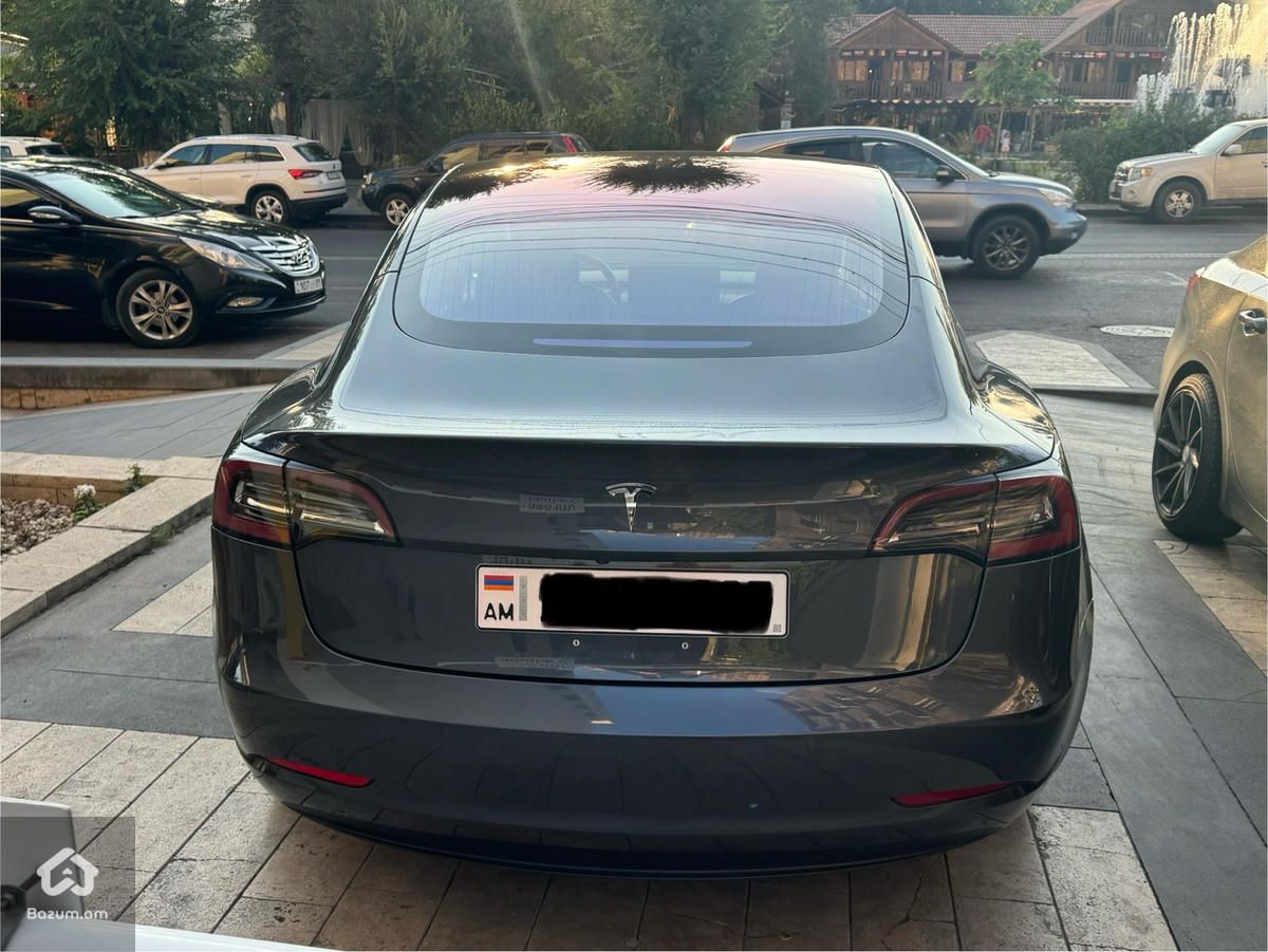 Tesla  - image 2