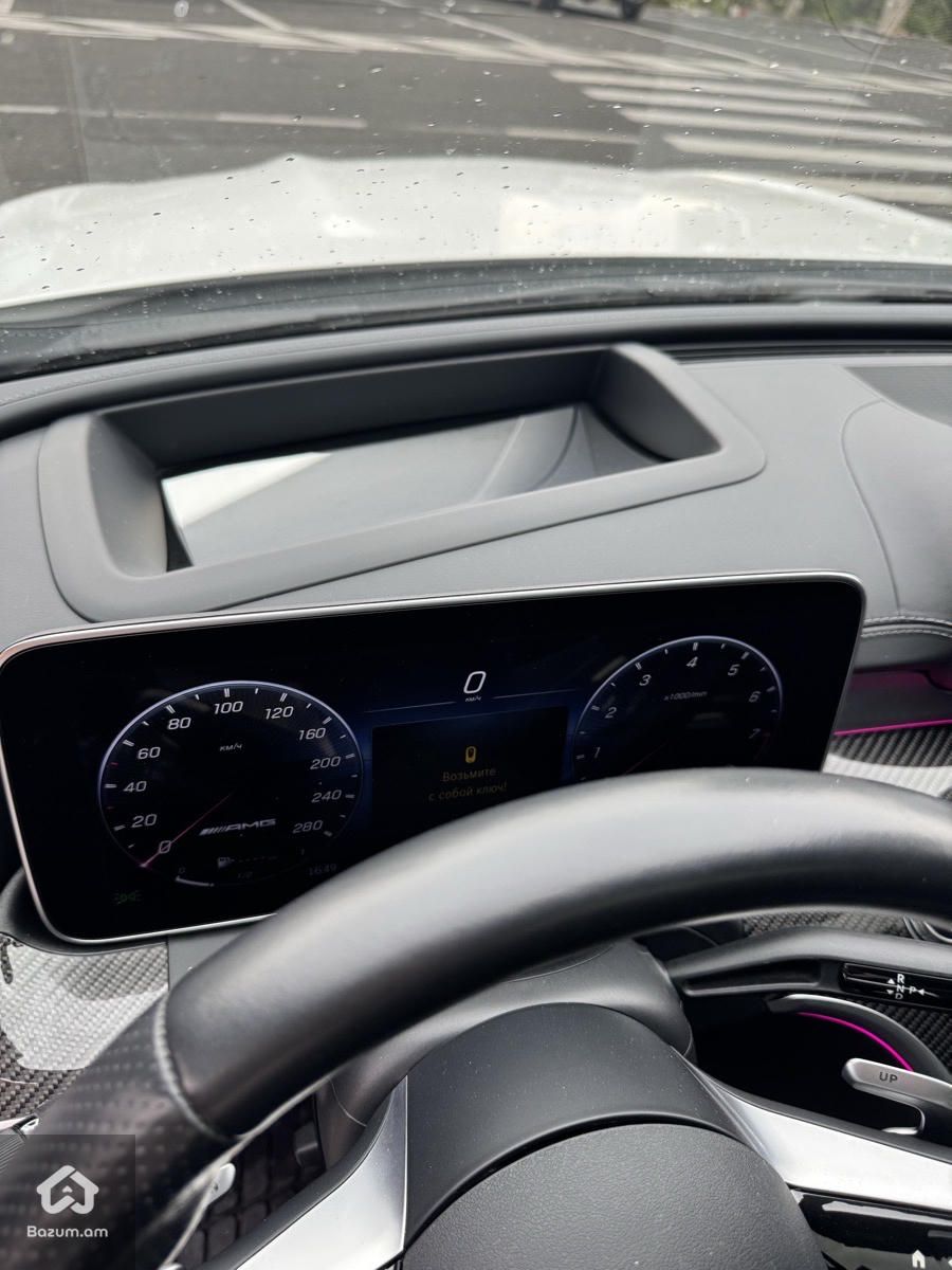 Mercedes-Benz C 43 AMG 2024 - image 10