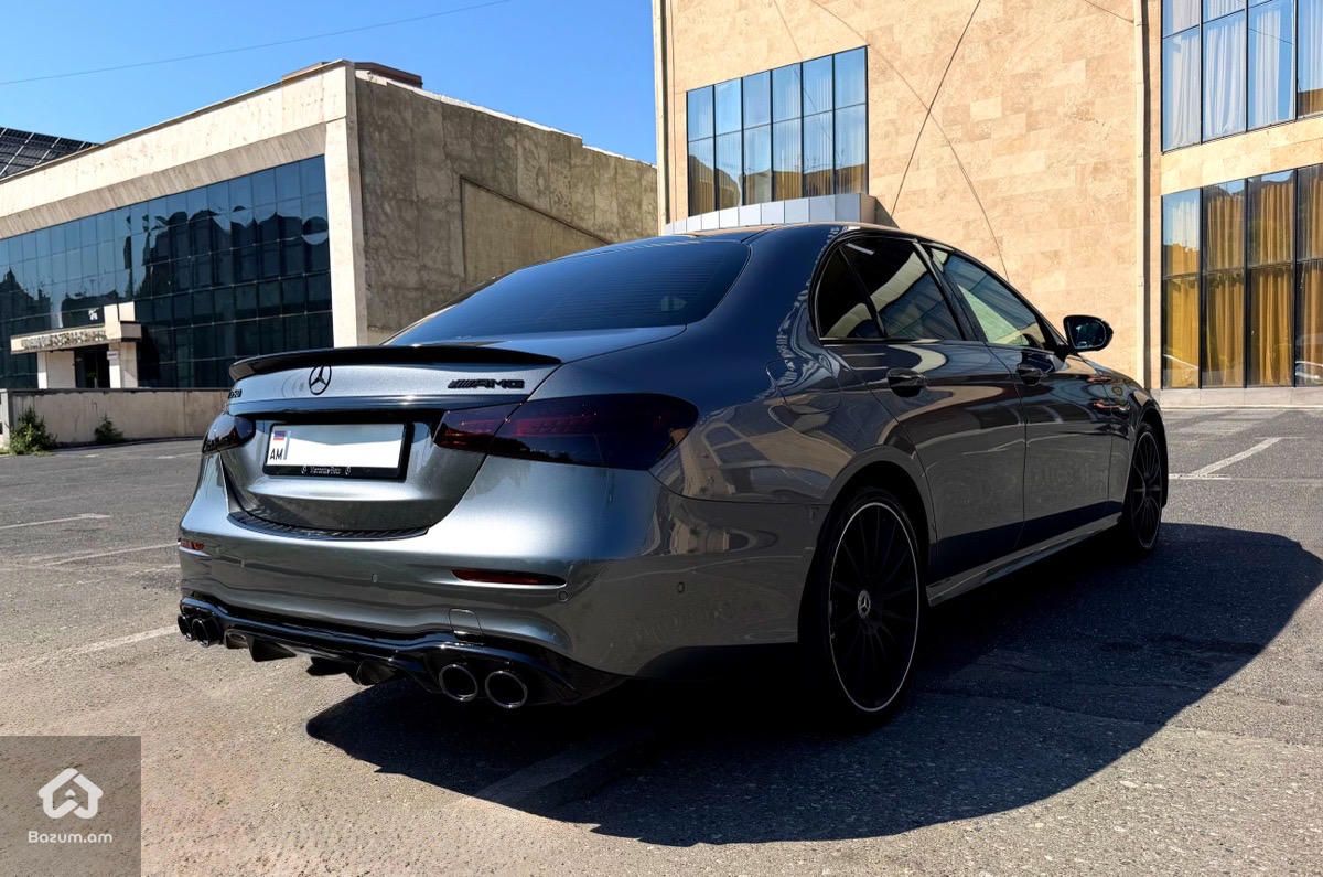 Mercedes Benz E350 AMG Line W213 - image 4
