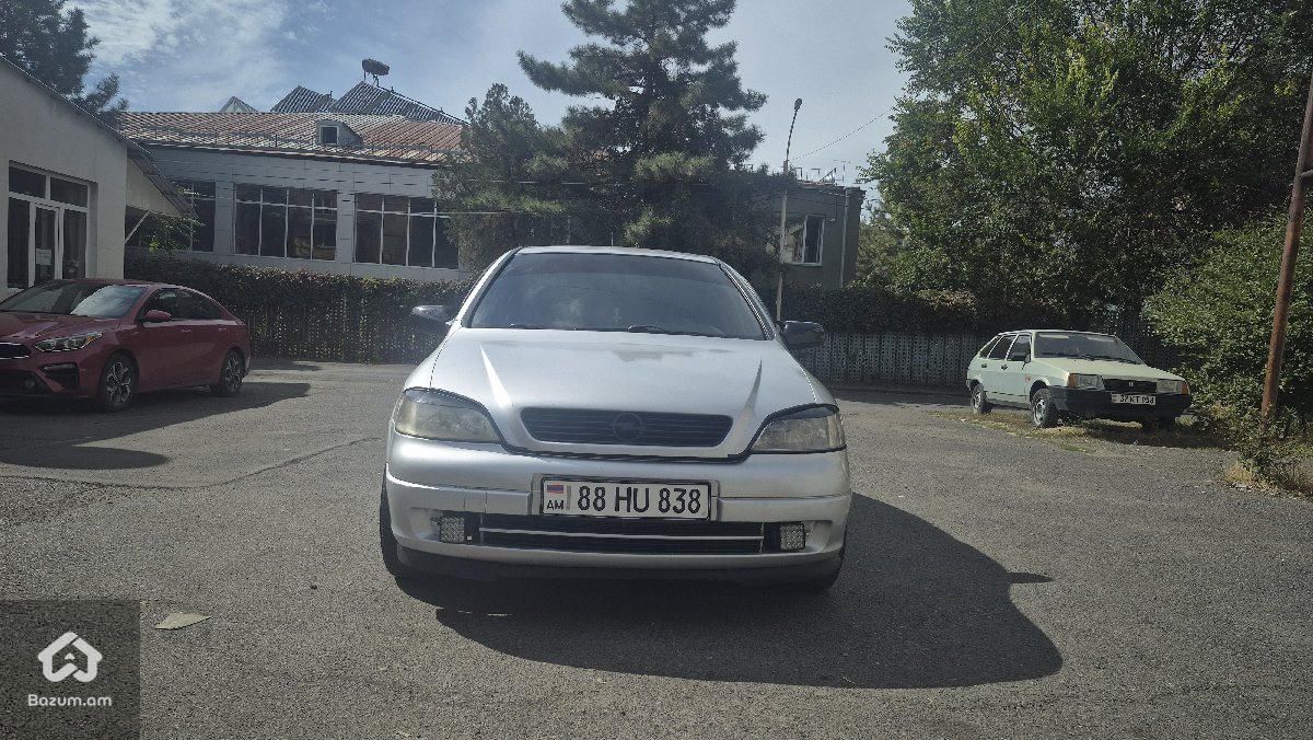 Opel Astra 2001 - image 1