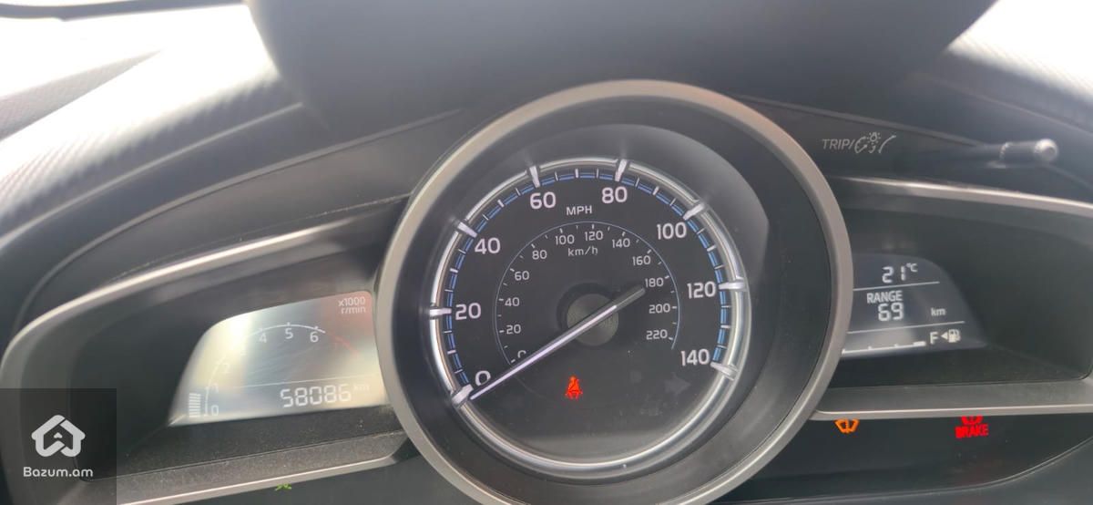 Toyota Yaris 2021 - image 11
