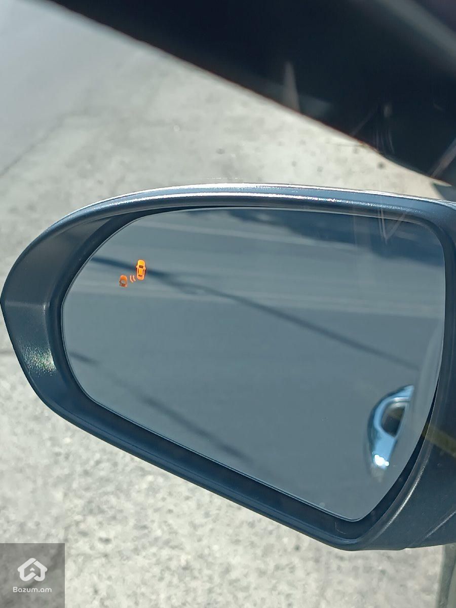 Hyundai Elantra 2017 - image 13