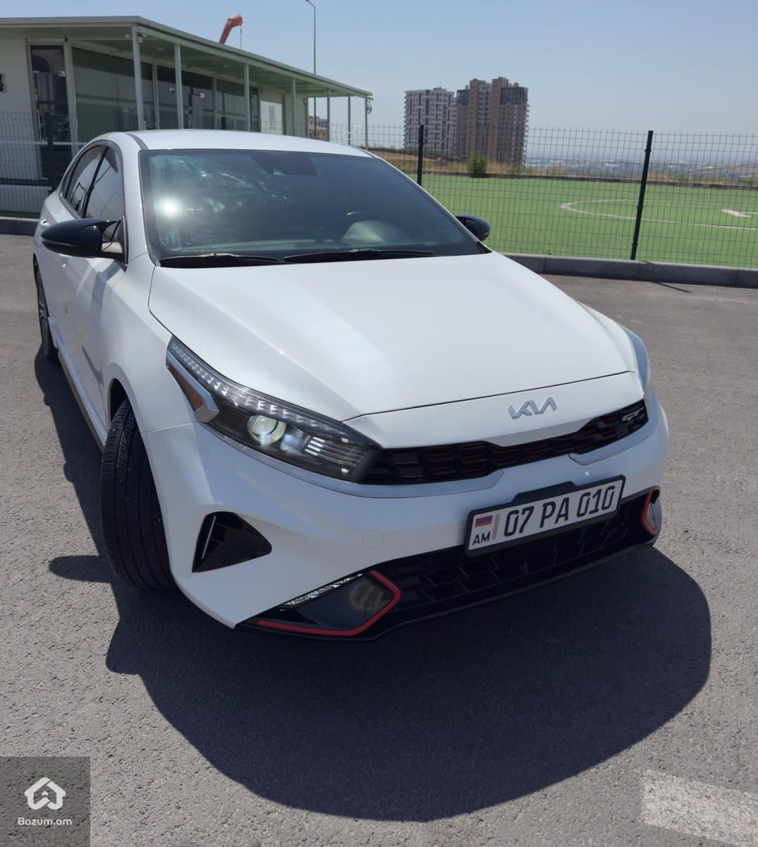 Kia Forte 2022 - image 2