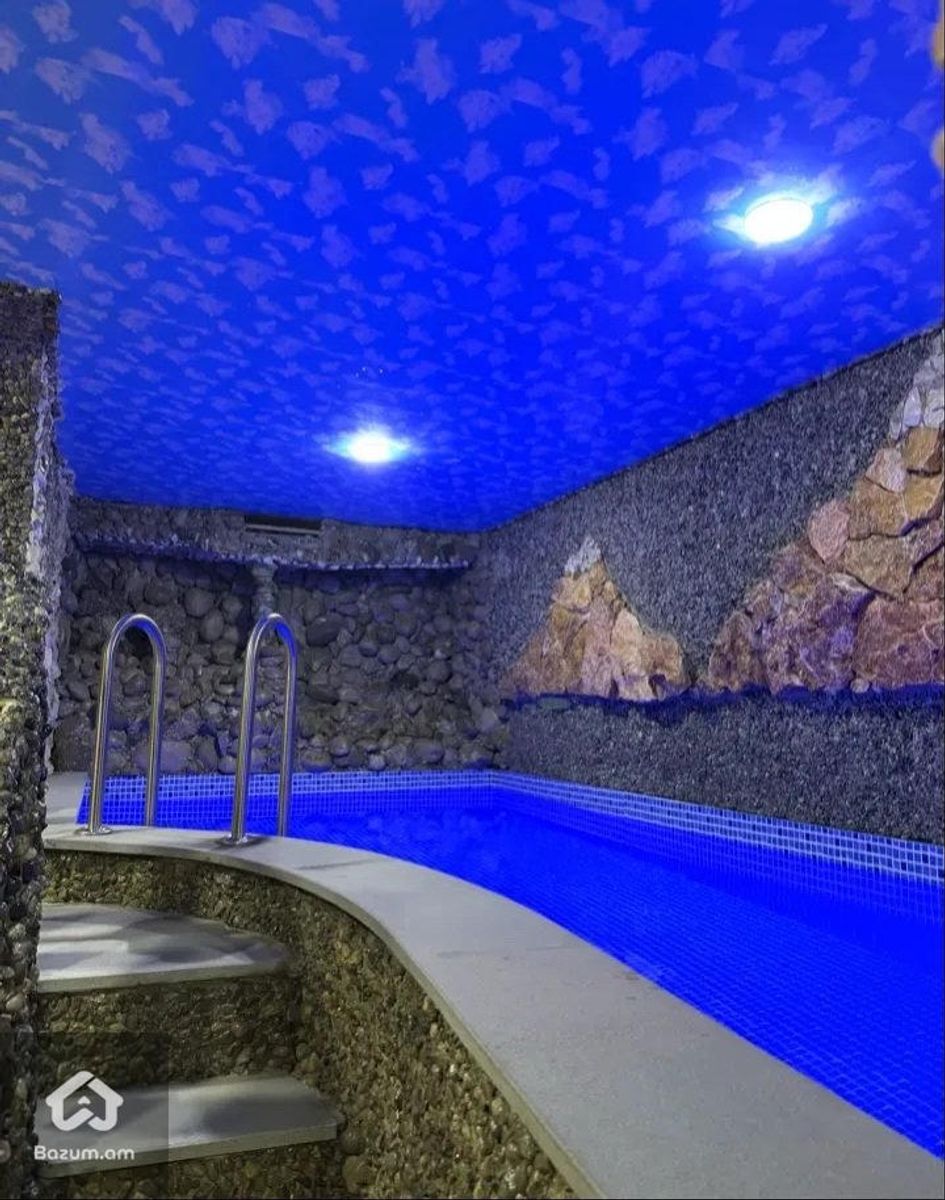 Saturn Garden Hotel - image 22