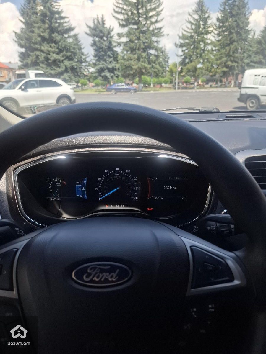 Ford Fusion 2020 - image 11
