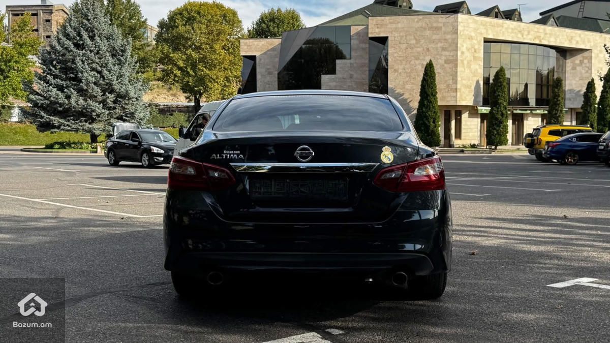 Nissan Altima 2018 - image 6
