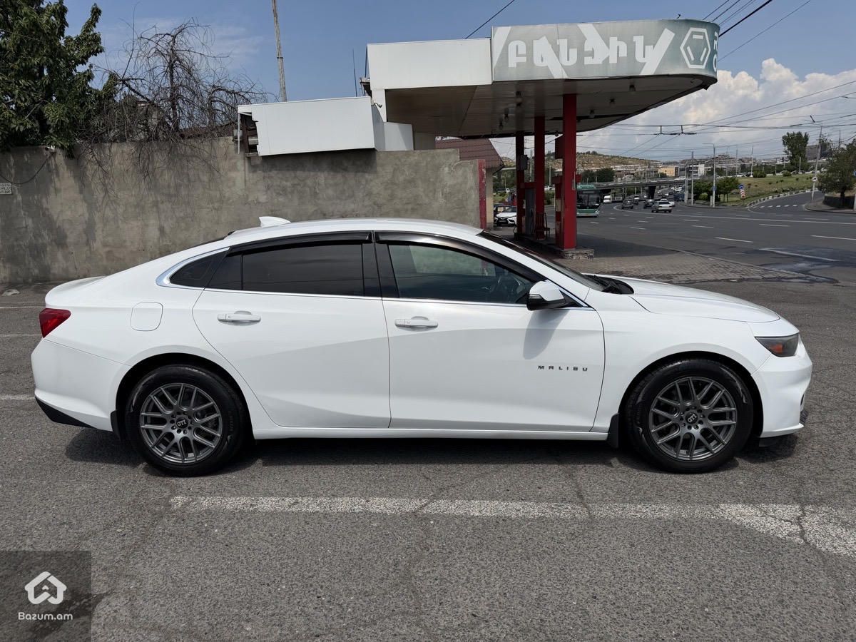 Chevrolet Malibu 2016 - image 1