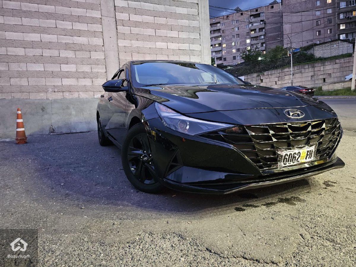 Hyundai Elantra 2023 - image 1