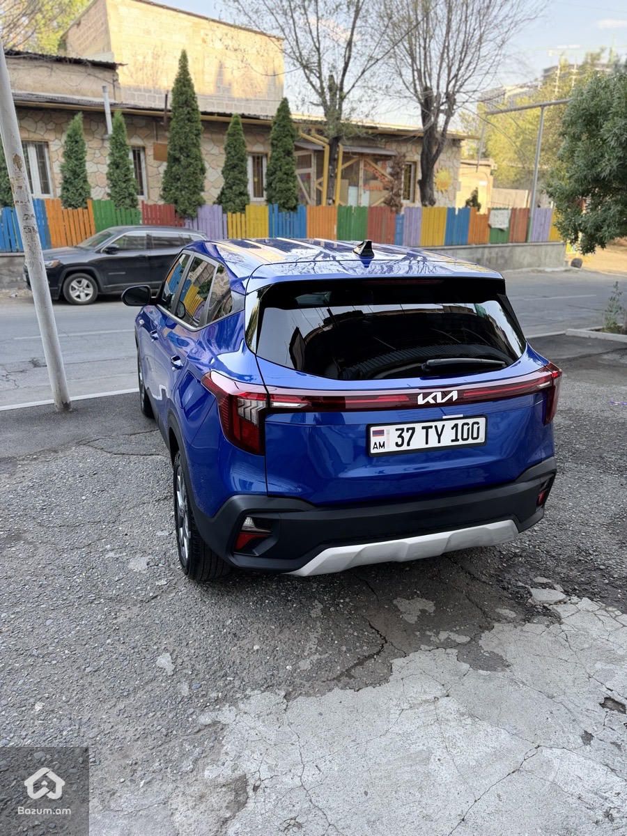 Kia Seltos - image 9