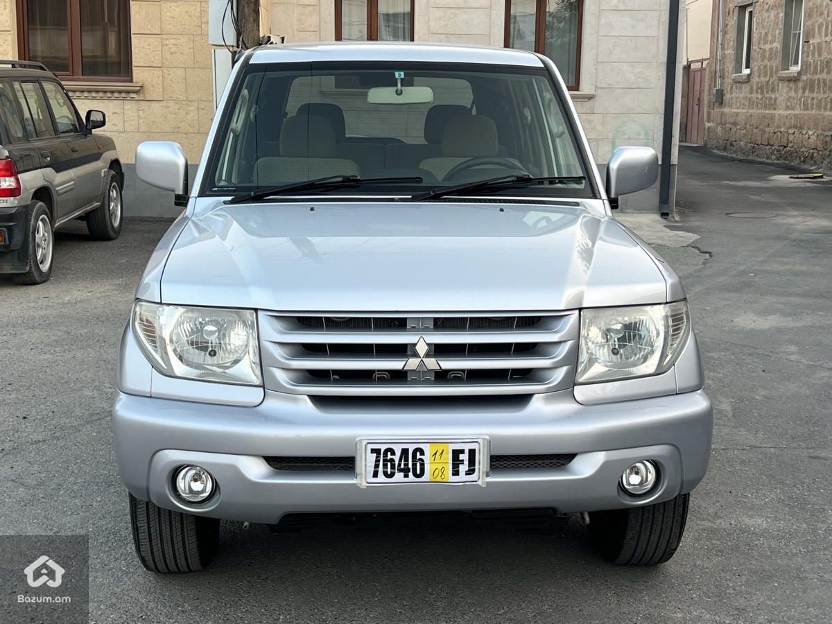 Mitsubishi Outlander 2005 - image 1
