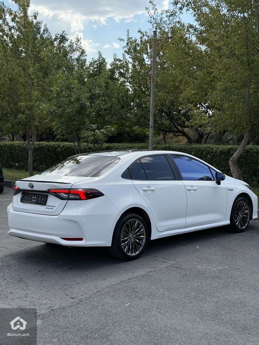 Toyota Corolla 2022 - image 5