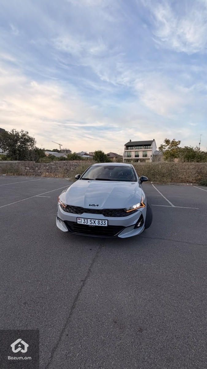 Kia K5 2022 - image 1