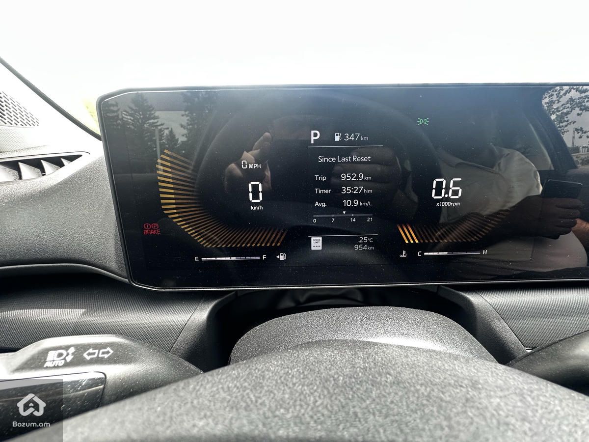 Kia k4 - image 5