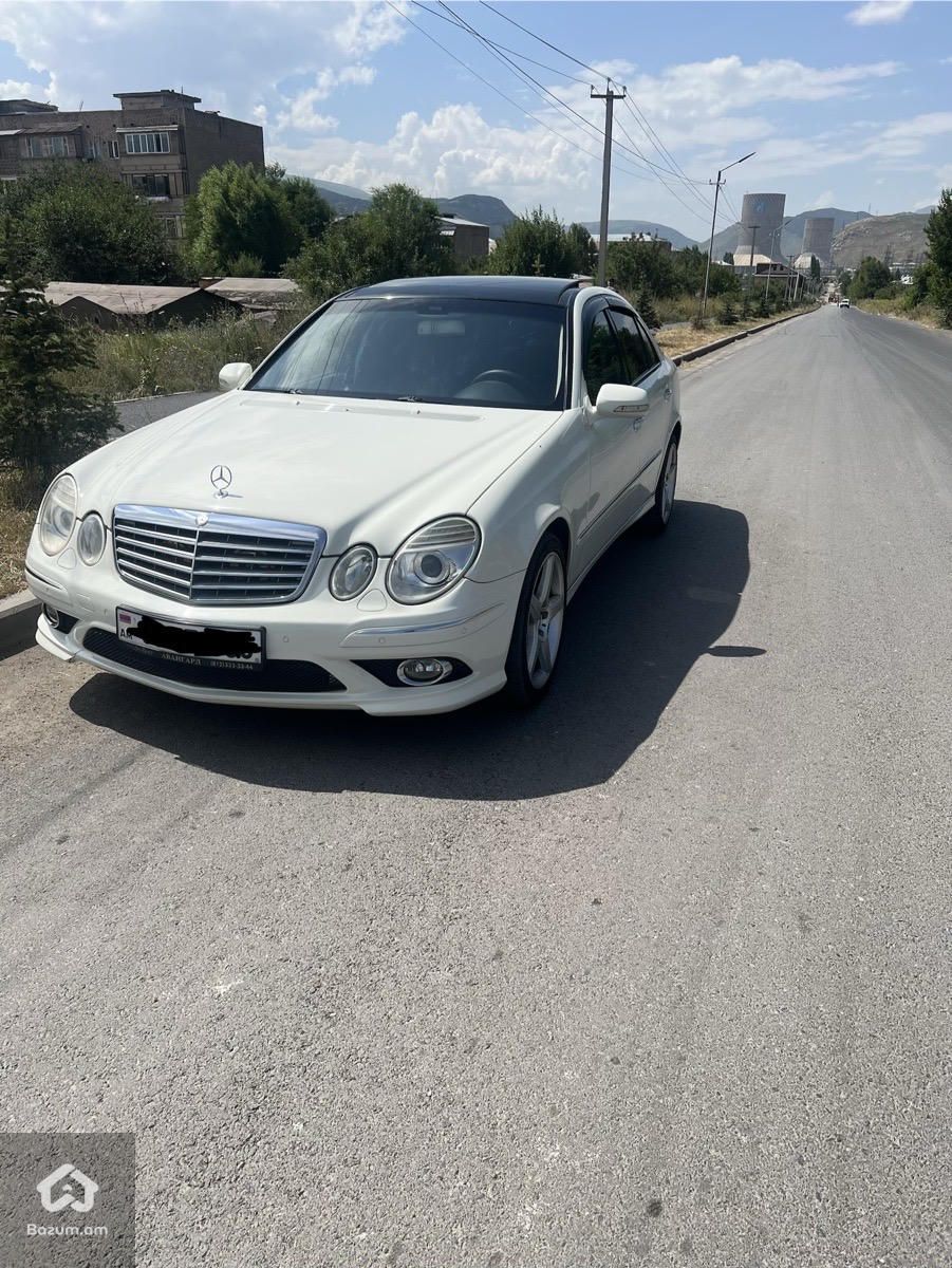 Mercedes-Benz E 350 2009 - image 2