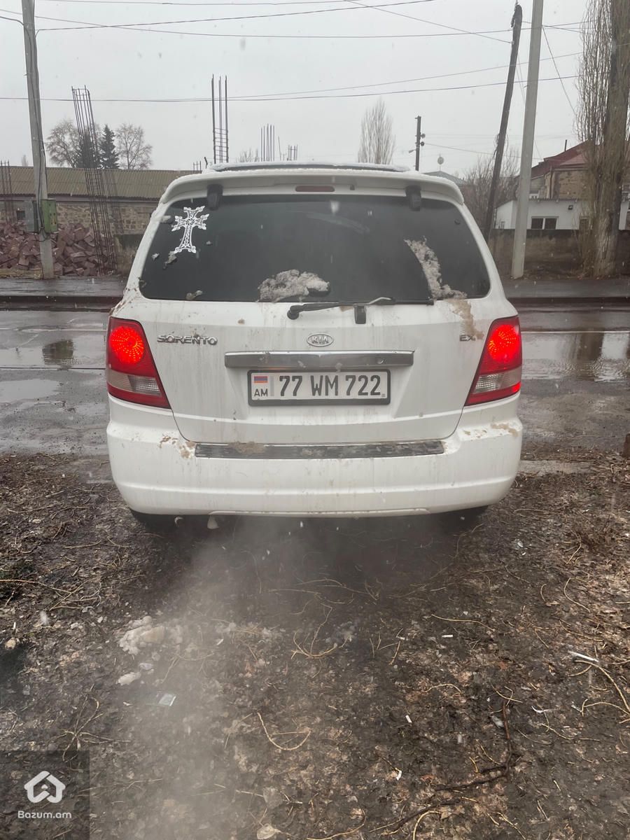 Kia Sorento - image 6