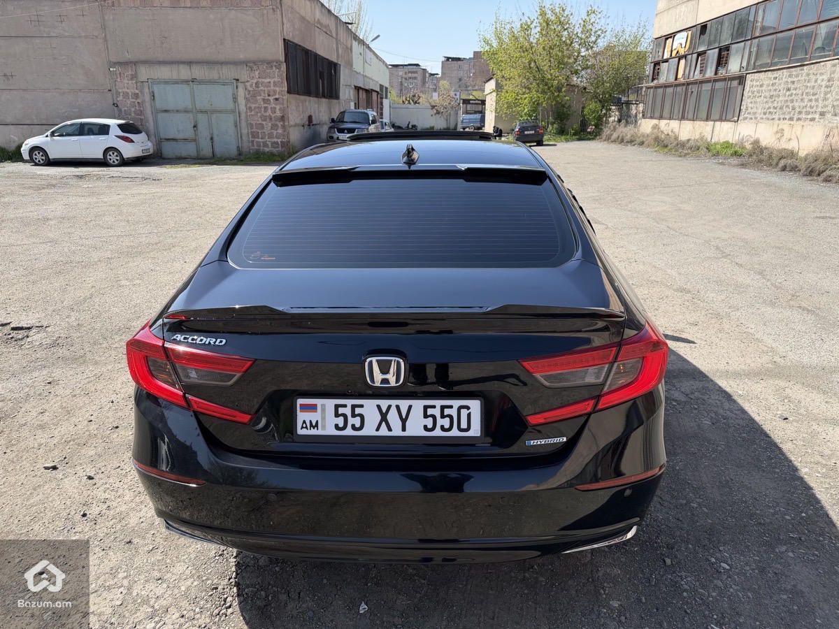 Honda Accord 2022 - image 4