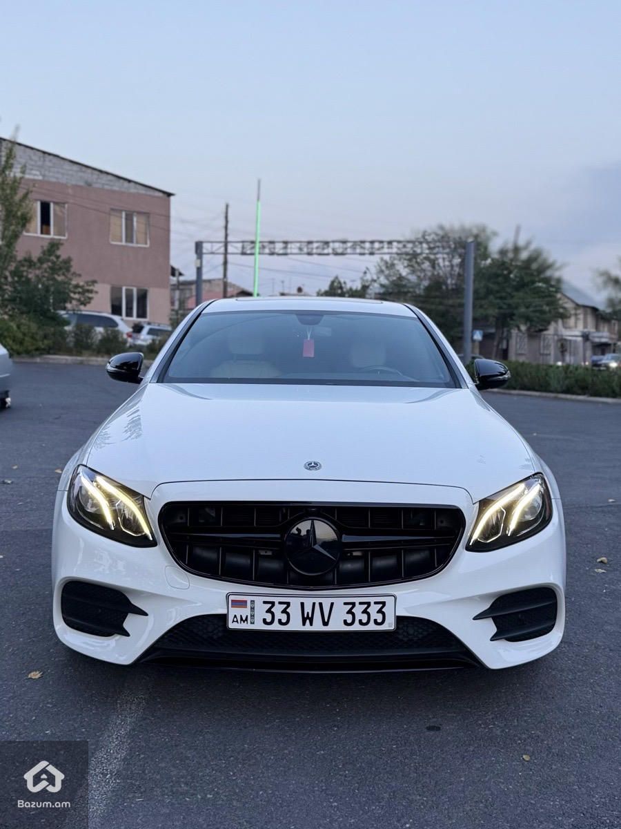 Mercedes-Benz E350 - image 1